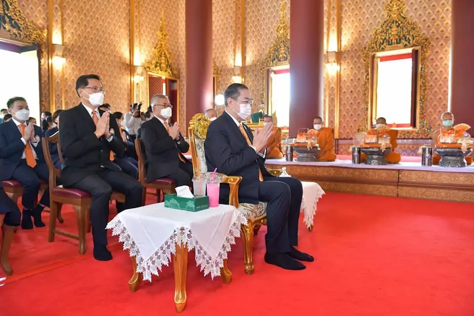 มูลนิธิอาสาเพื่อนพึ่ง(ภาฯ)ยามยาก จัดพิธีสวดถวายพระพรชัยมงคล