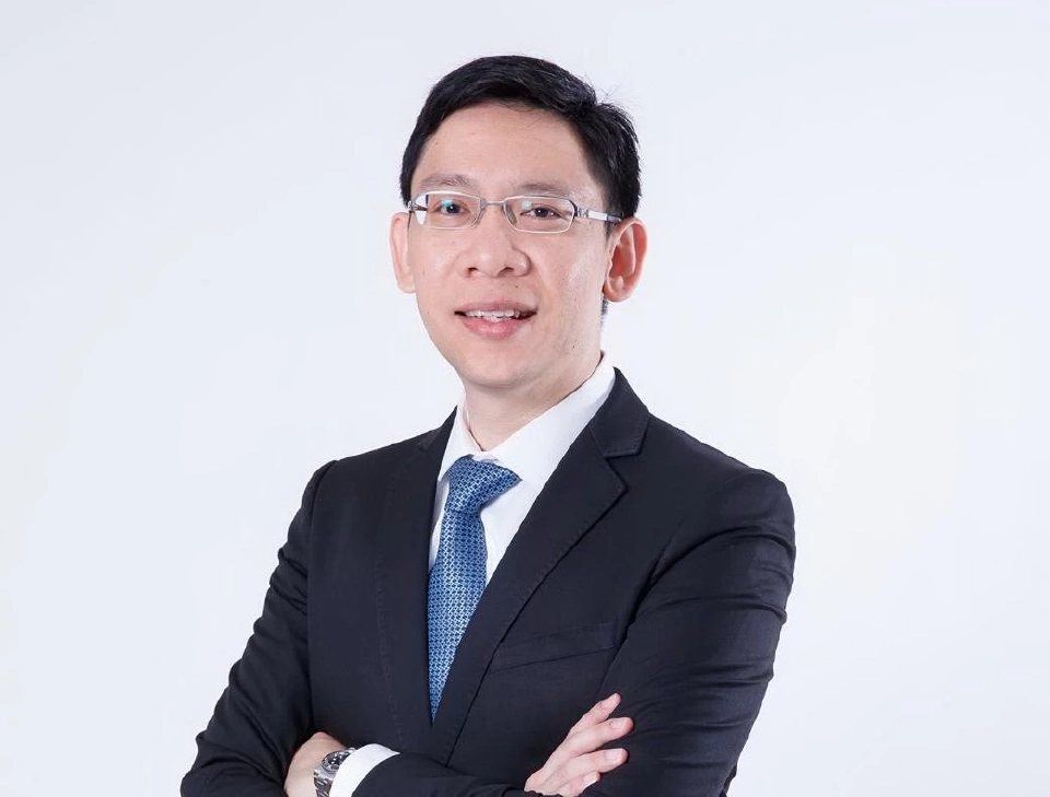 ดร.พชรพจน์ นันทรามาศ ผู้ช่วยกรรมการผู้จัดการใหญ่ และ Chief Economist ศูนย์วิจัย Krungthai COMPASS 