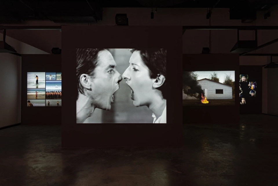 “มารีน่า อบราโมวิช” ศิลปินเพอร์ฟอร์แมนซ์อาร์ตระดับโลก