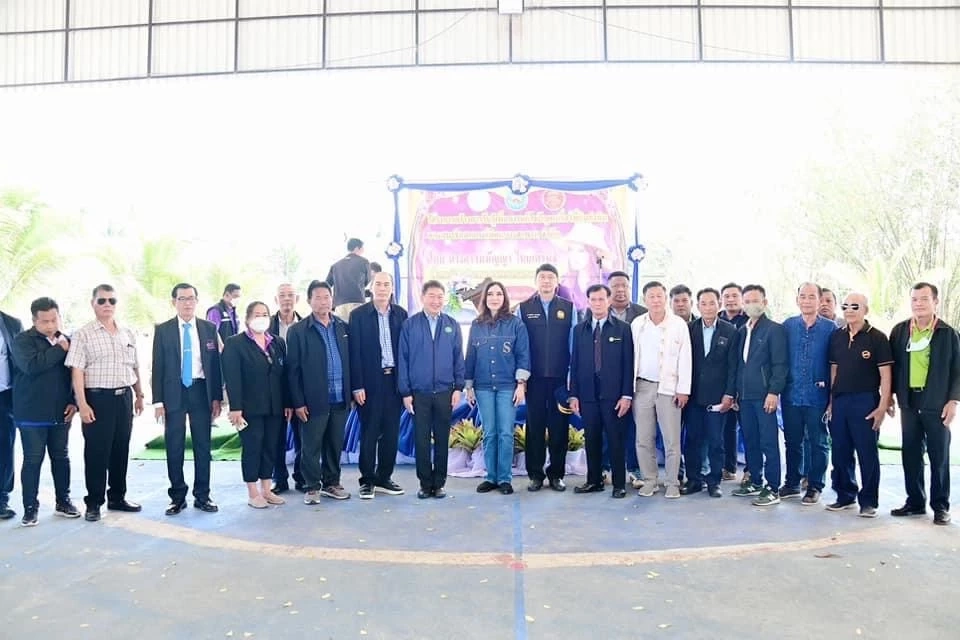 “มนัญญา” ลงพื้นที่ประจวบฯ แก้ปัญหาที่ดินทำกินในพื้นที่สหกรณ์