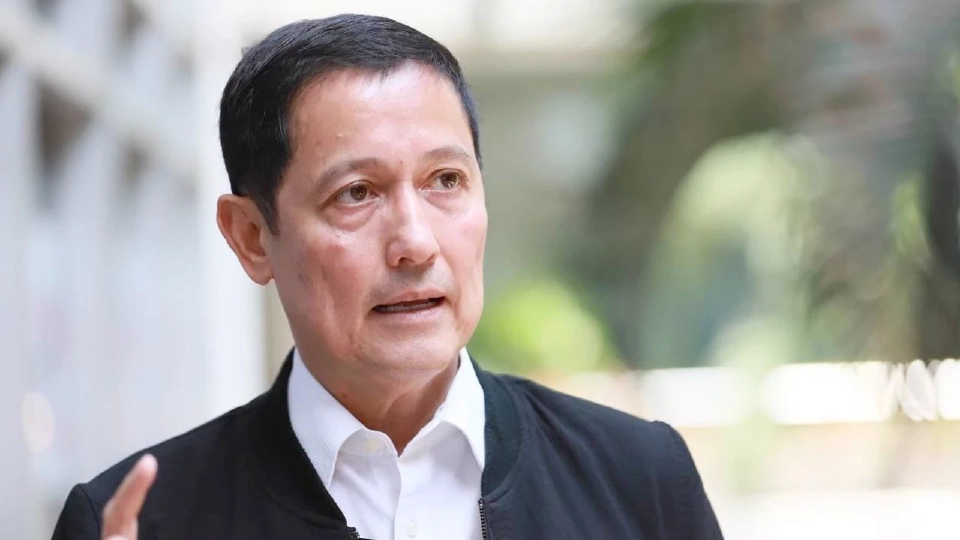 นาวาอากาศเอก อนุดิษฐ์ นาครทรรพ