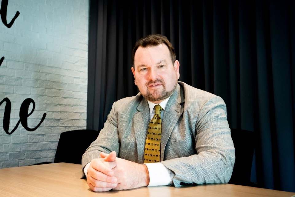 นายแกรี่ เมอร์เรย์ ประธานเจ้าหน้าที่บริหารและผู้ก่อตั้ง เดสติเนชั่น กรุ๊ป