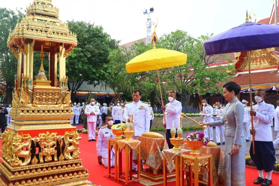 ในหลวง พระราชินี ทรงประกอบพิธีสมโภช “พระพุทธธรรมกายเทพมงคล”