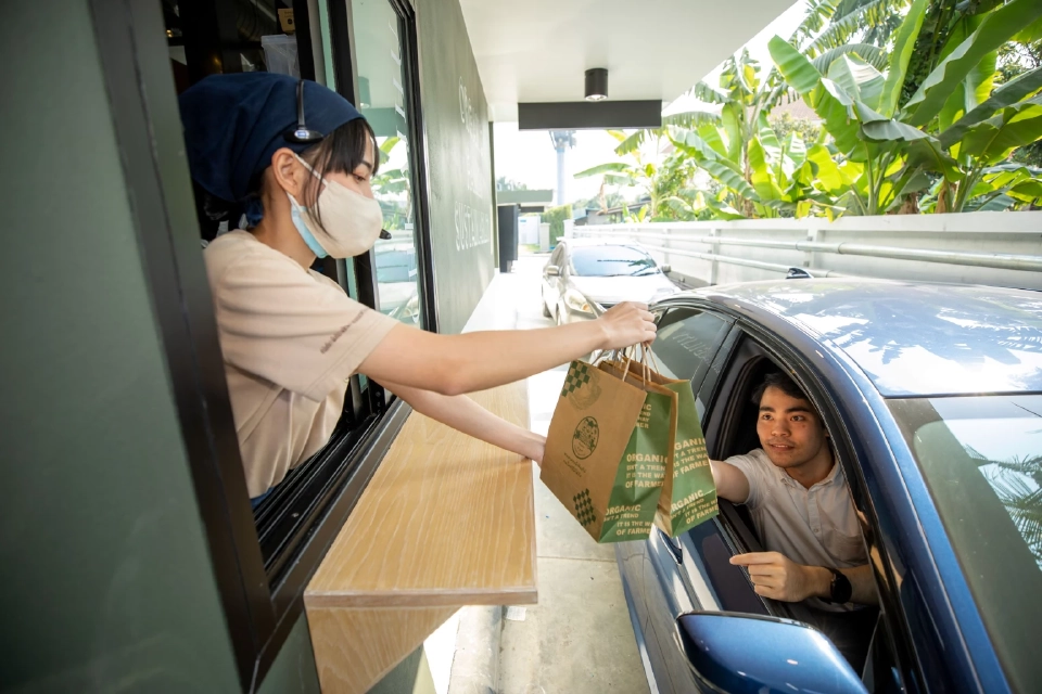 OR สยายปีก “โอ้กะจู๋” เปิดตัว Drive – Thru  สาขาแรกย่านบางใหญ่