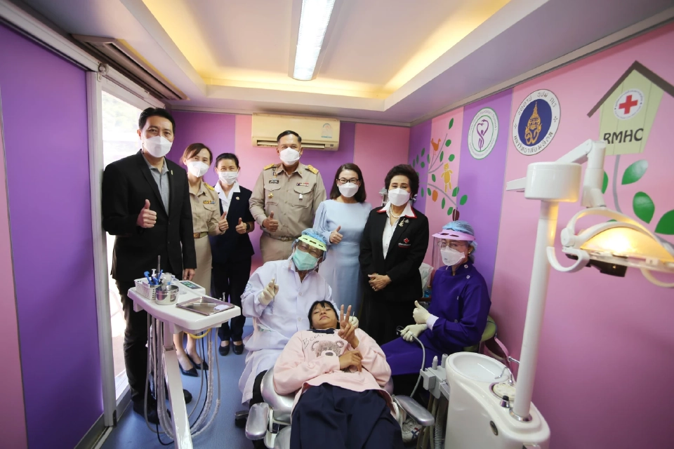 มูลนิธิแมคฯ จัดทันตกรรมเคลื่อนที่  สร้างรอยยิ้มเด็กไทยพื้นที่ห่างไกล