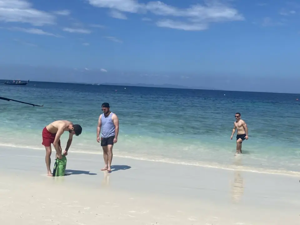 เอกชนฟังธง“เศรษฐกิจไทย” แกร่งชี้ท่องเที่ยวลงทุนรัฐหนุนกำลังซื้อ