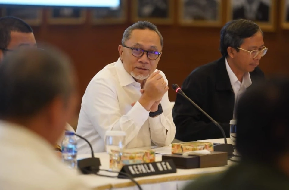 นายซูลคิฟลี ฮาซัน รัฐมนตรีว่าการกระทรวงการค้าของอินโดนีเซีย 