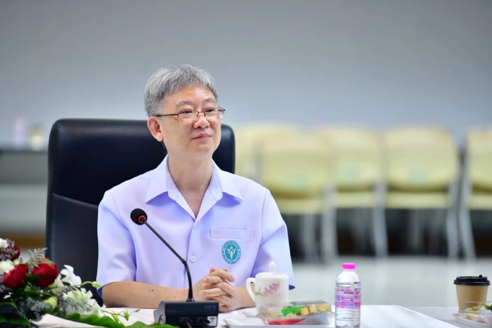 นายแพทย์โอภาส การย์กวินพงศ์ ปลัดกระทรวงสาธารณสุข 