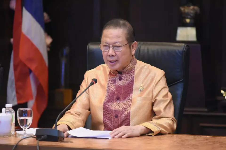 นายสนั่น อังอุบลกุล ประธานกรรมการหอการค้าไทย