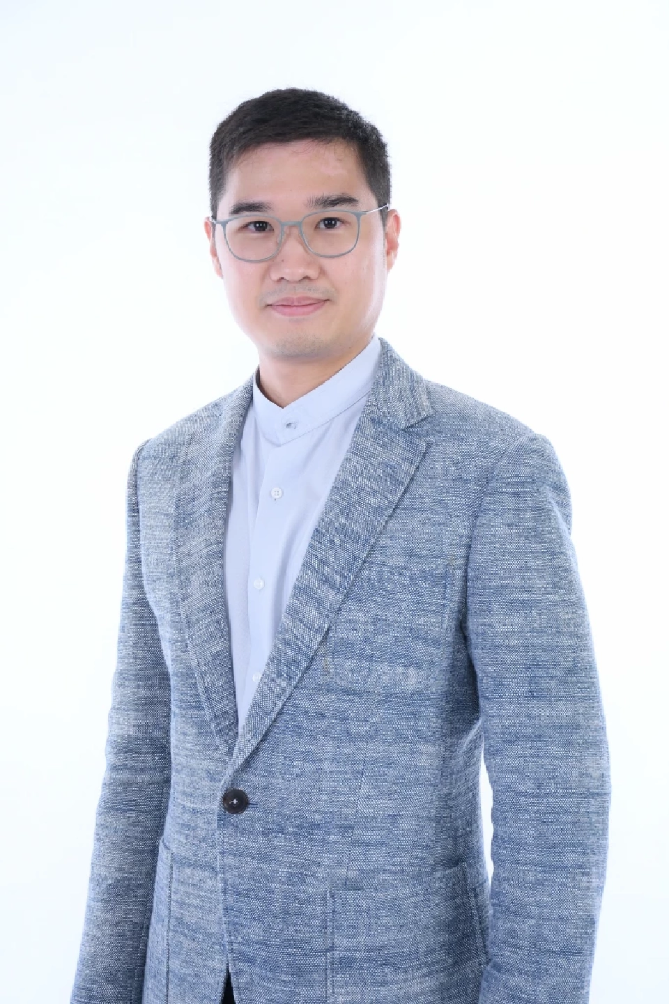 ผศ.ดร.ต่อภัสร์ ยมนาค ผู้อำนวยการศูนย์ศึกษาเศรษฐศาสตร์การเมือง คณะเศรษฐศาสตร์ จุฬาลงกรณ์มหาวิทยาลัย