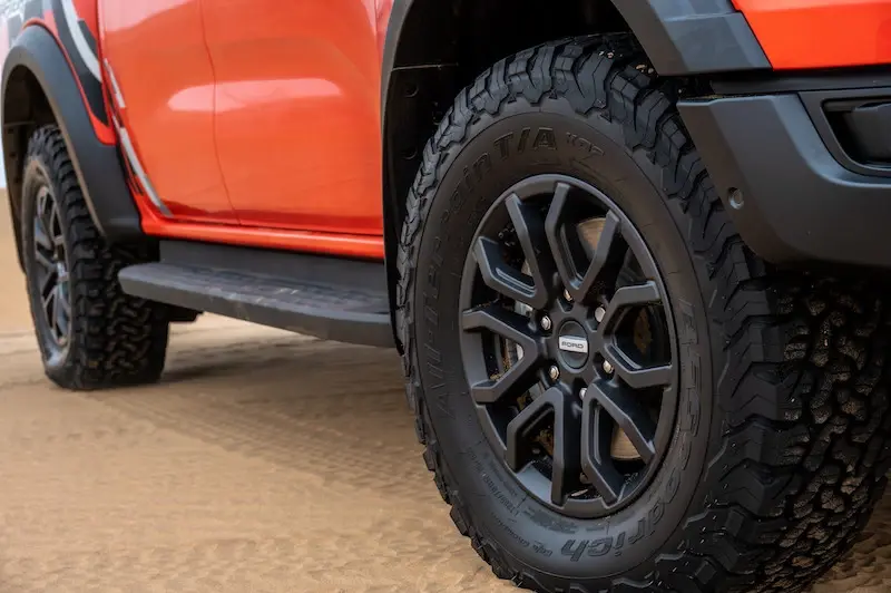 Ford Ranger Raptor ดุดันไม่เกรงใจใคร ในทะเลทรายนามิเบีย