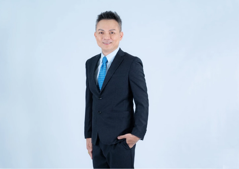 นายธัชชญาณ์พล อภิมนต์เตชบุตร  รองอธิบดีกรมการค้าต่างประเทศ