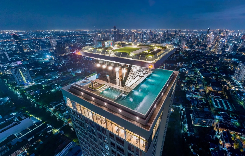 คลาวด์ ทองหล่อ - เพชรบุรี 