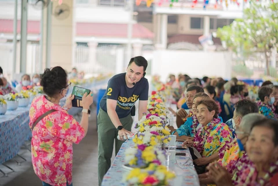 ร.อ.จองชัย วงศ์ทรายทอง  สู้กระแส ฝ่ากระสุน  มั่นใจพลังบริสุทธิ์ เลือกคนทำงาน