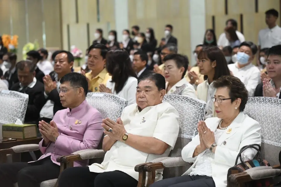 เชิญร่วมชมนิทรรศการ เลือกชอปสินค้า “ครบรอบ 50 ปี สภากรุงเทพมหานคร”