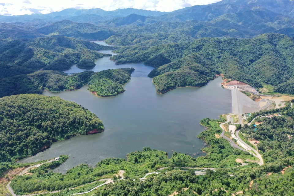 โครงการอ่างเก็บน้ำห้วยน้ำรี