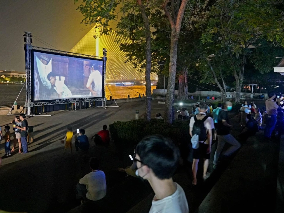 งานใต้ร่มพระบารมี 241 ปี กรุงรัตนโกสินทร์ เที่ยวกรุงเทพฯ สวนสันติชัยปราการ