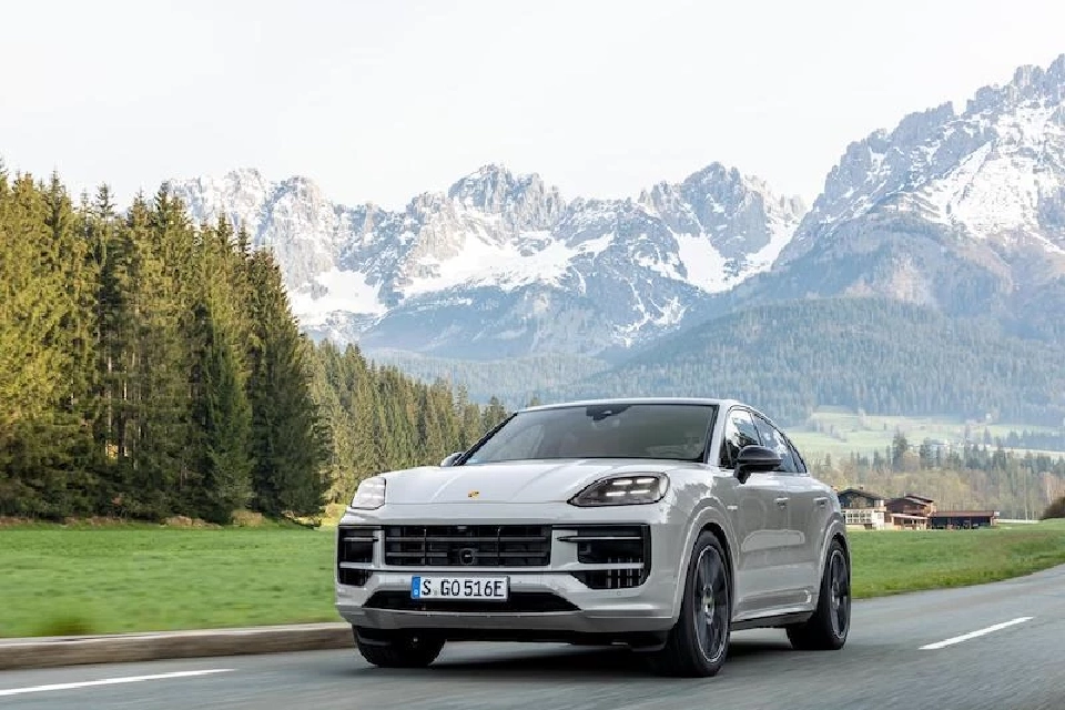 รีวิว Porsche Cayenne Facelift 2023