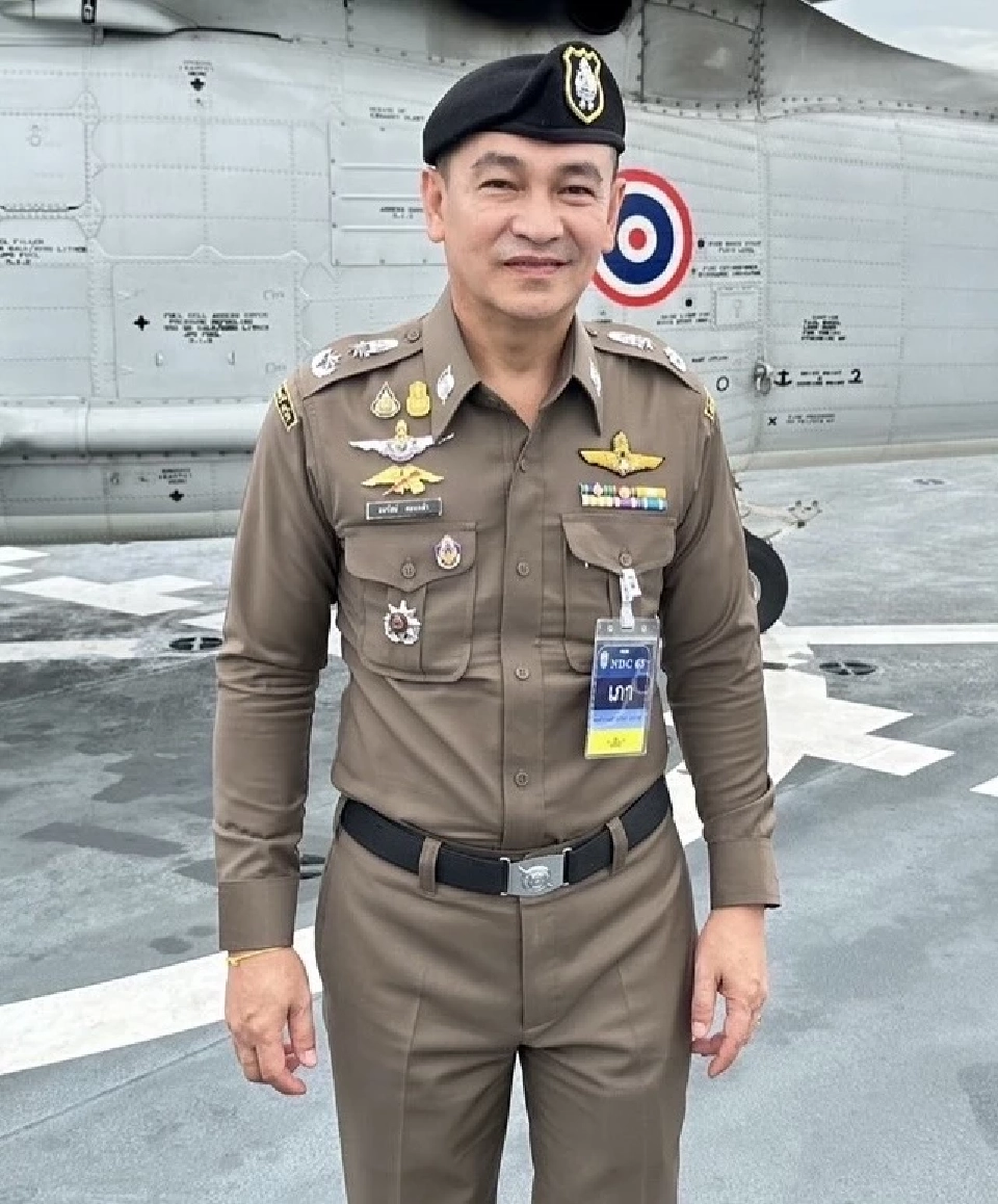 พล.ต.ต.ธนรัชน์ สอนกล้า ผู้บังคับการ ตำรวจปราบปรามยาเสพติด 2 