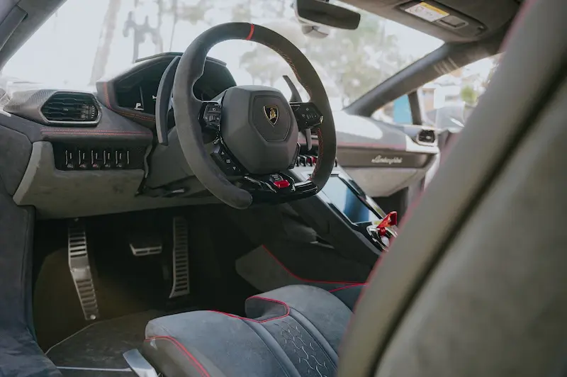 Lamborghini Huracan Sterrato ราคา 26.69 ล้านบาท 