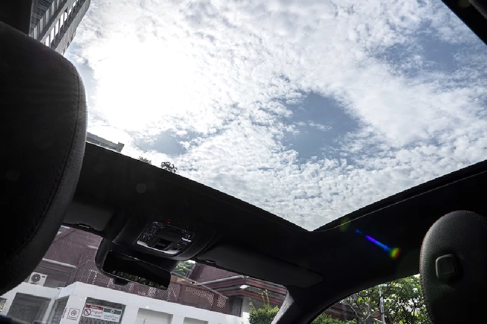 รีวิว เอ-คลาส ใหม่ Mercedes Benz A200 AMG Dynamic