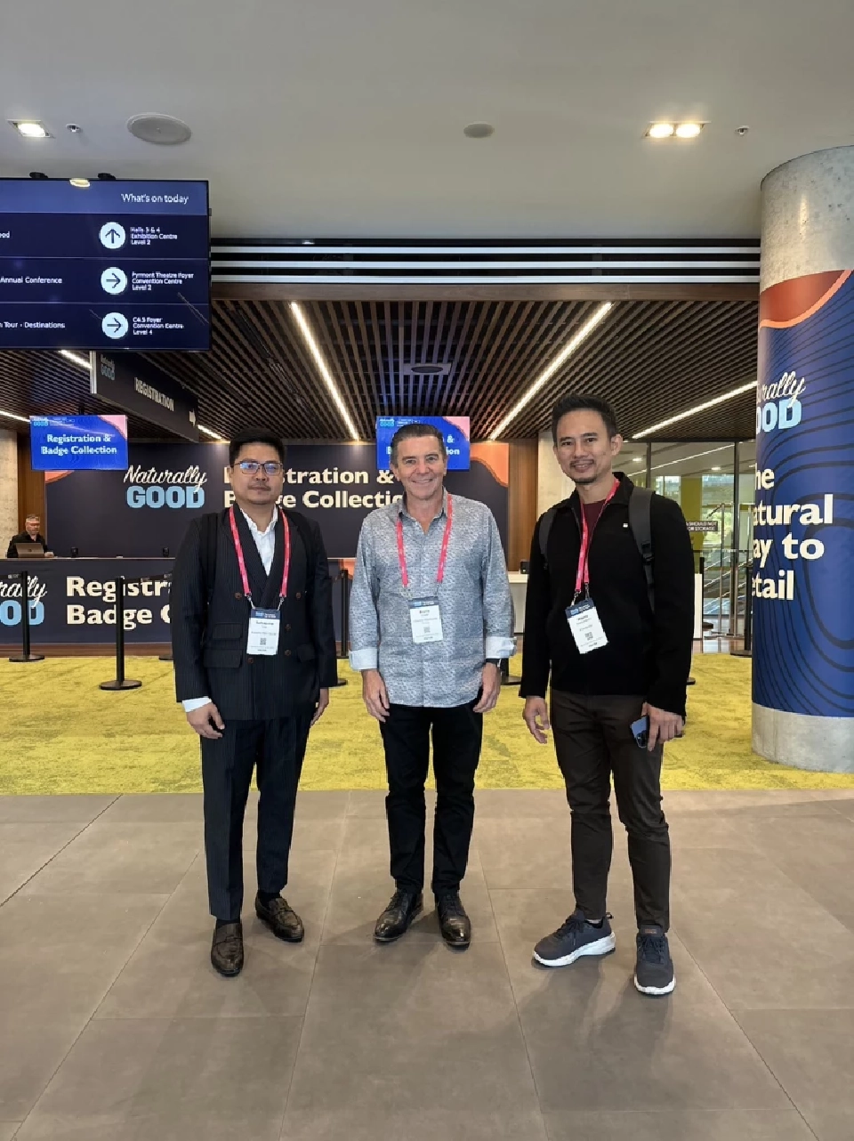 Yanhee Red Energy Liting Serum สินค้าไทยใน Naturally Good Expo 2023