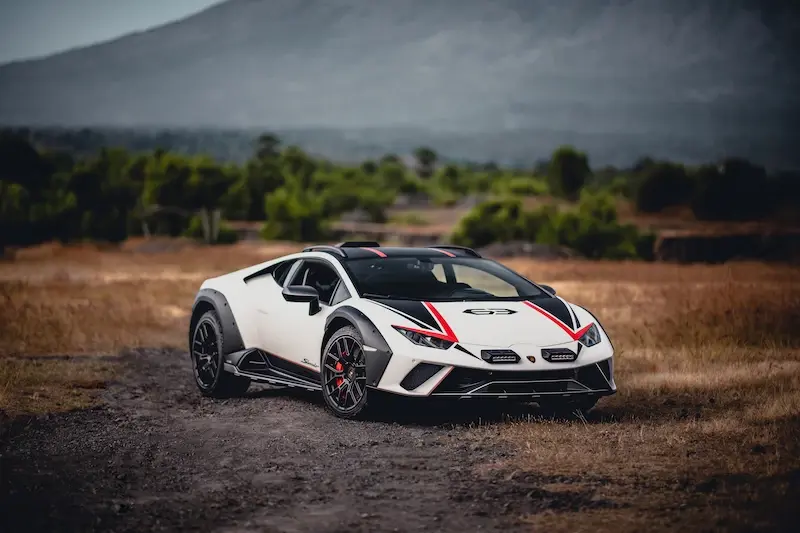 Lamborghini Huracan Sterrato ราคา 26.69 ล้านบาท 
