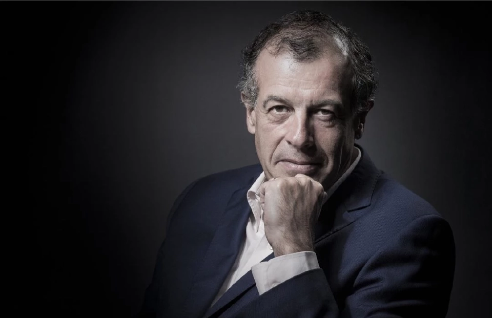 มร. อ็องรี ฌิสการ์ แด็สแต็ง 