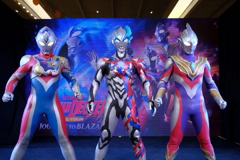 Ultraman Blazar