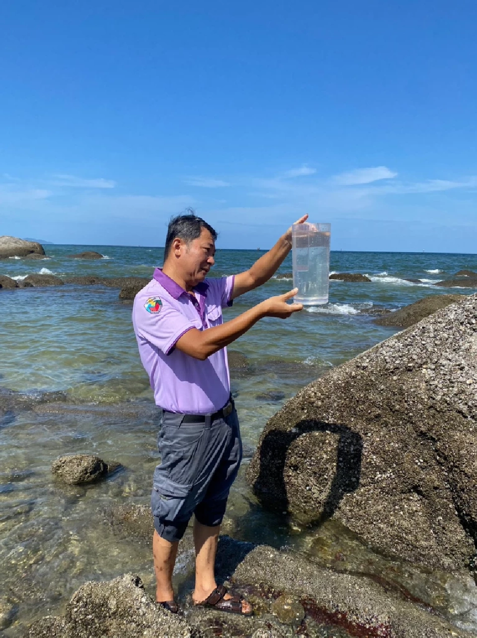 คพ.ลงตรวจสอบคุณภาพน้ำ