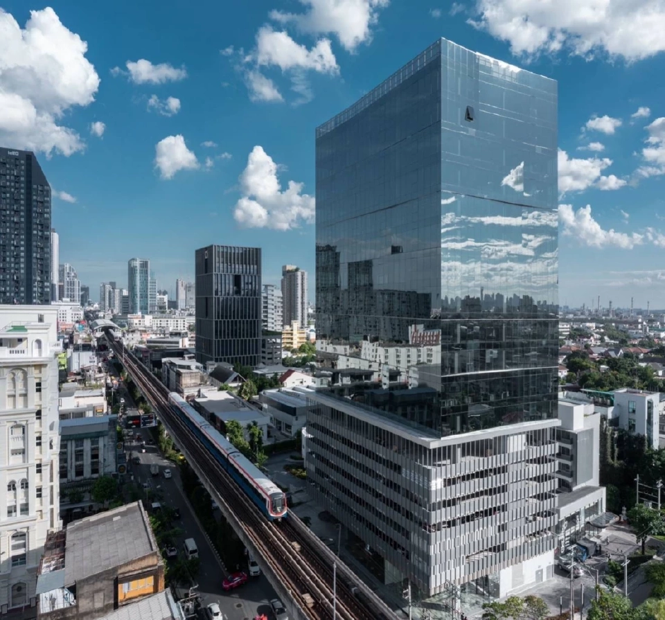 UHG ปั้นสำนักงานใหม่ ปลุกมิกซ์ยูสย่านสุขุมวิท