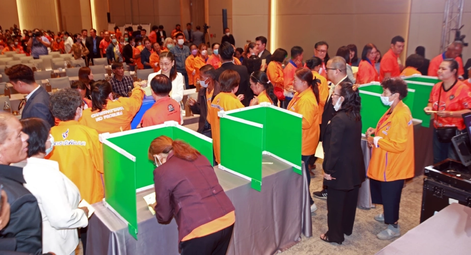 "เทวัญ"คัมแบ็ค  นั่งหัวหน้าชาติพัฒนากล้า