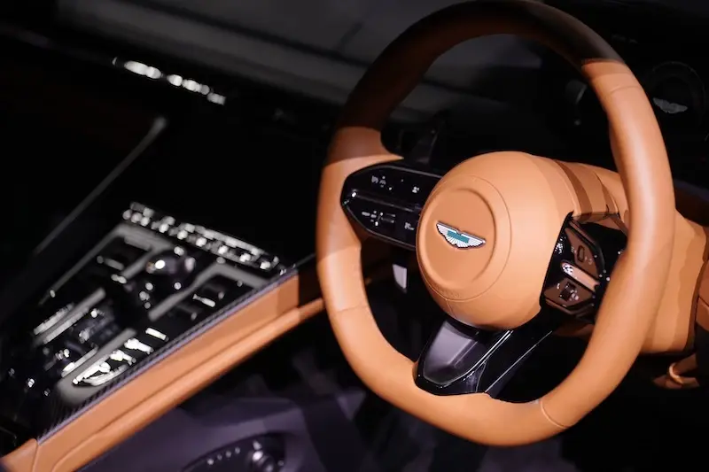 Aston Martin DB12 ราคา 21.9 ล้านบาท