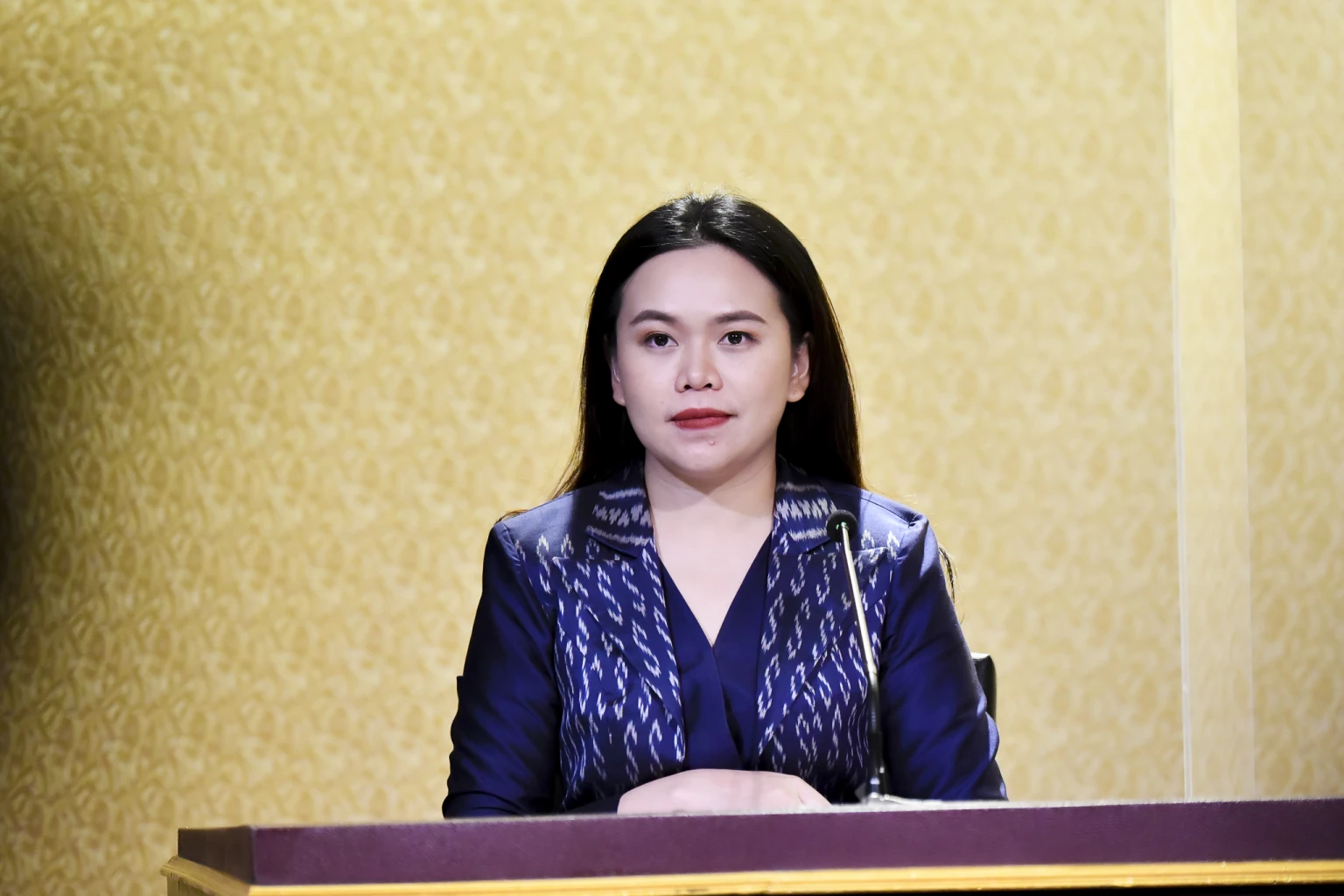 น.ส.ไตรศุลี ไตรสรณกุล รองโฆษกประจำสำนักนายกรัฐมนตรี