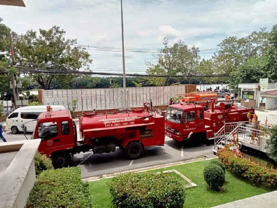 แนะนำให้หลีกเลี่ยงเส้นทาง 