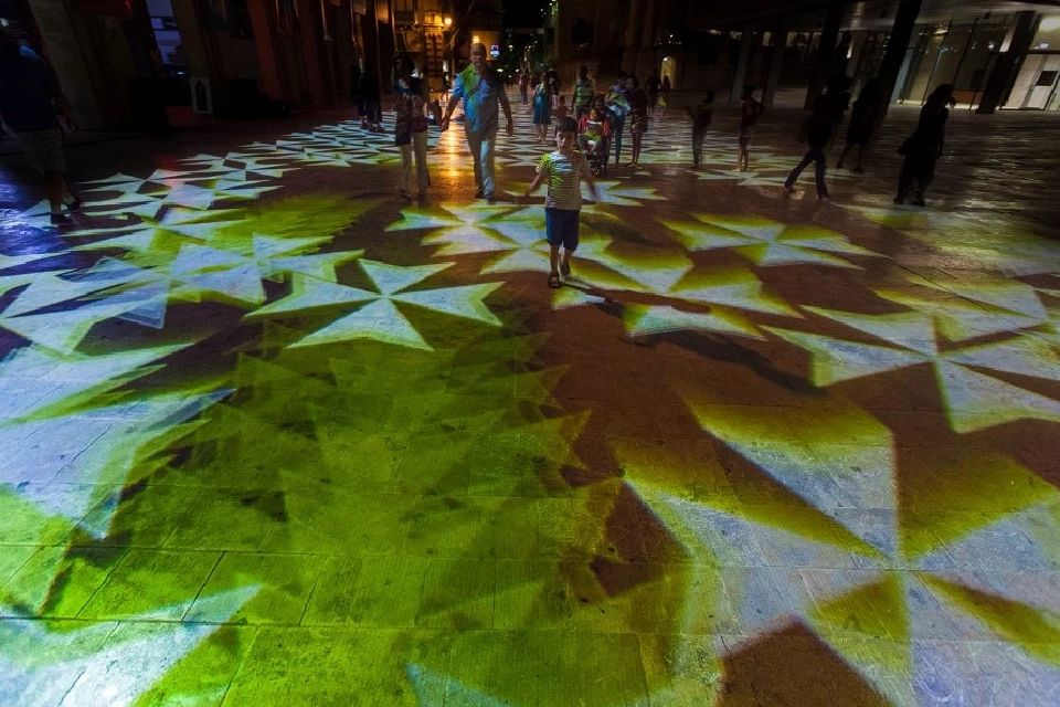 ครั้งแรกกับปรากฏการณ์ CO-CREATION สัมผัสจิตวิญญาณ “มิเกล เชอวาลิเยร์” ดิจิทัลอาร์ตระดับโลก