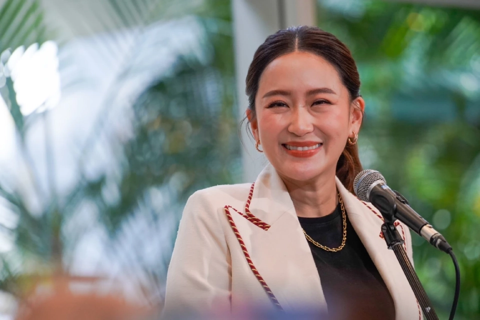 "อุ๊งอิ๊ง" ไม่ปฏิเสธนั่ง "หัวหน้าพรรคเพื่อไทย" ถ้าคนในพรรคอยากให้เป็น