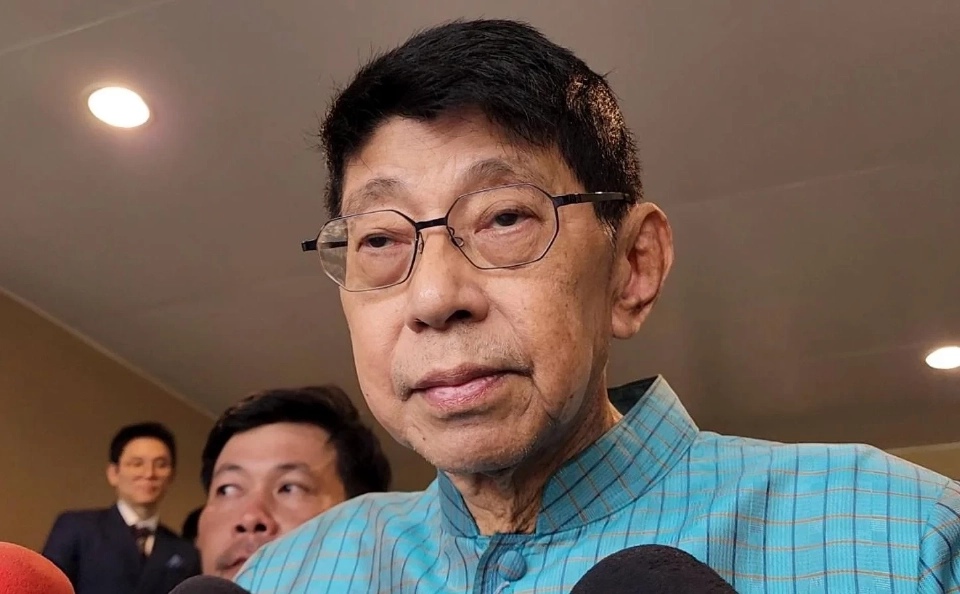 นายวิษณุ เครืองาม รองนายกรัฐมนตรี