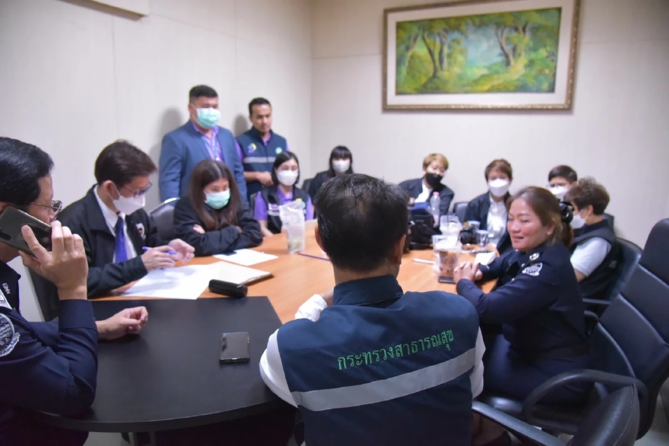 ดีเอสไอ บุกค้นสถานพยาบาล 3 แห่ง จับขบวนการรับจ้างอุ้มบุญ 