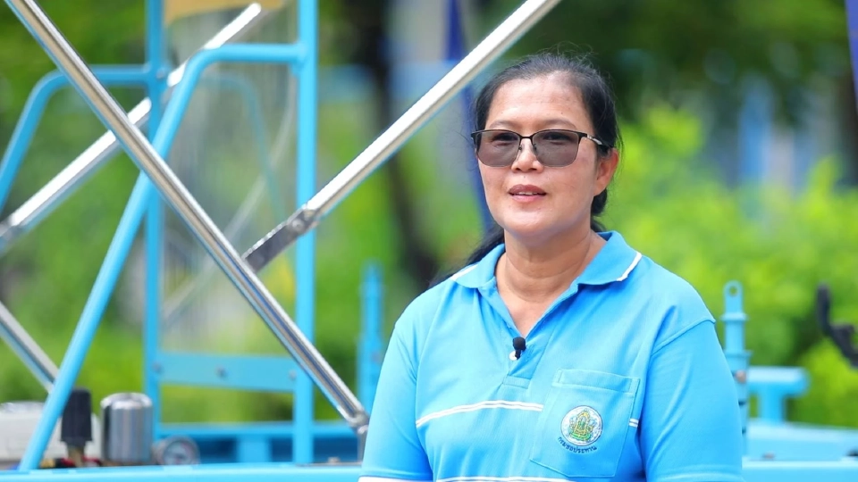 กรมชลประทาน โชว์นวัตกรรม “เรือต้นแบบ” กำจัดวัชพืชริมตลิ่ง-ตามซอกหลืบ