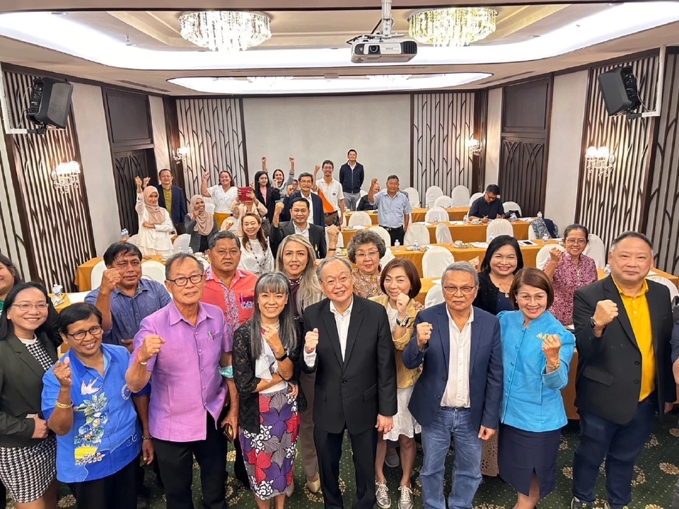 “สนธิรัตน์” ลงพื้นที่นครศรีธรรมราช ควงส.ส.พปชร.ลุยทำงานเพื่อประชาชน