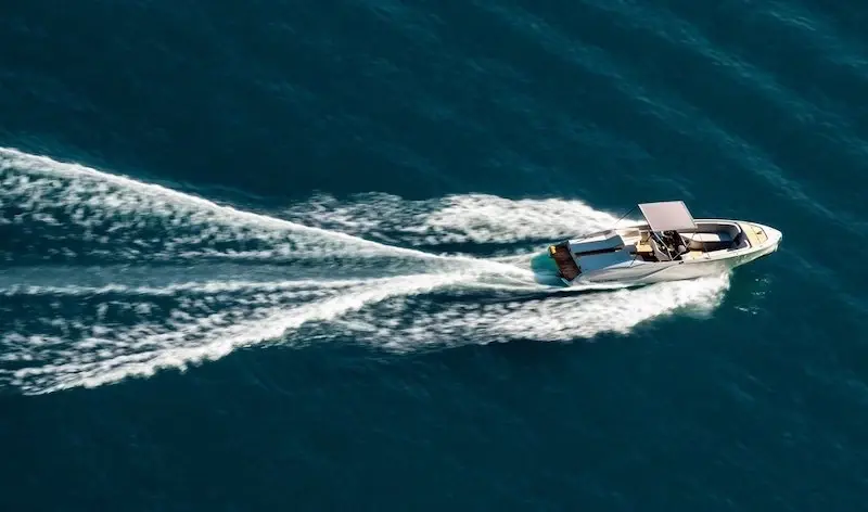 เรือไฟฟ้า EV Porsche 850 Fantom Air ราคา 21 ล้านบาท