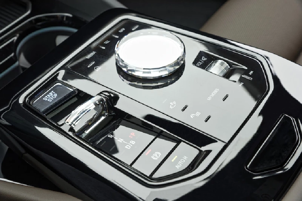 รีวิว BMW i5 eDrive40 อารมณ์ EV บุคลิก ICE