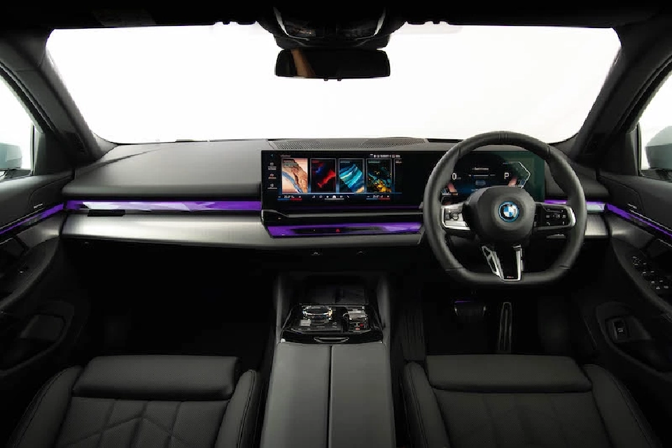 BMW i5 eDrive40 M Sport ราคา 4.999 ล้านบาท