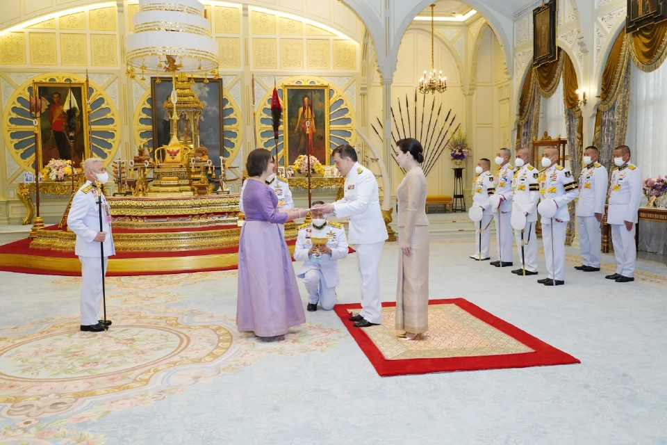 นางชีร์เลย์ เดนนิเซ อากิลาร์ บาร์เรรา (Mrs. Shirley Dennise Aguilar Barrera)