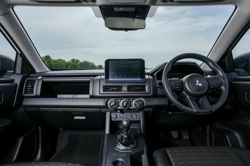 รถกระบะออล-นิว มิตซูบิชิ ไทรทัน