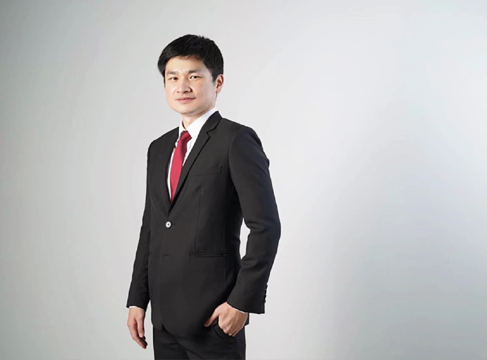 นายอนุวัฒน์ จารุกรสกุล ประธานเจ้าหน้าที่บริหาร บริษัท ดับบลิวเอชเอ เรียล เอสเตท แมเนจเม้นท์ จำกัด