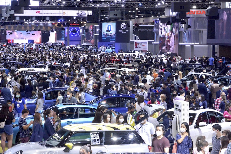 ค่ายญี่ปุ่นอัดโปรโมชันสู้ EV จีน ฮอนด้า-นิสสัน ดอกเบี้ย 0% ลดราคาหลักแสนบาท