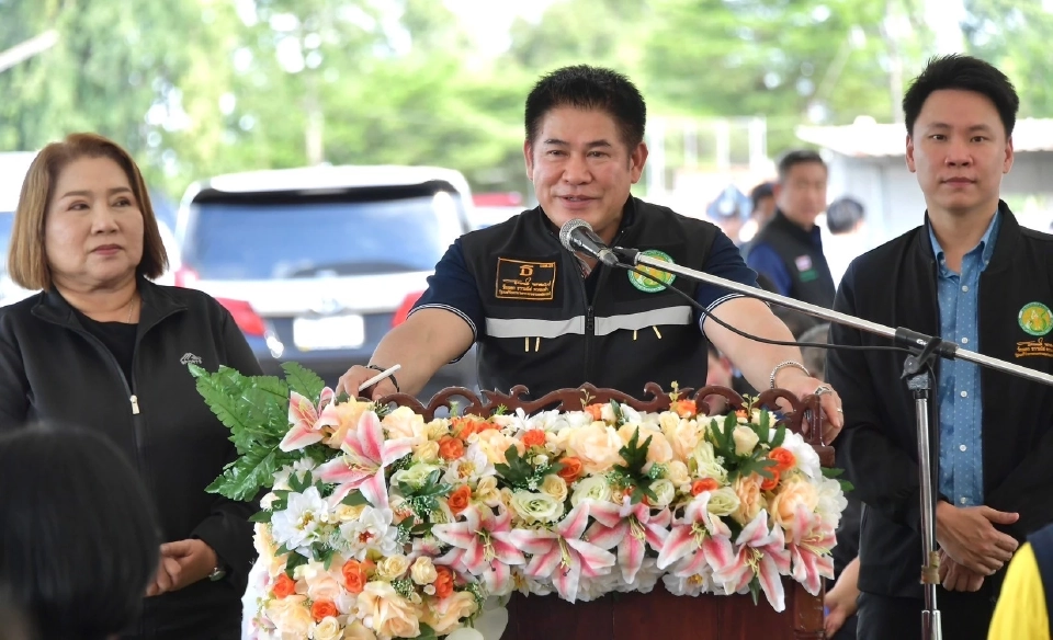 รมว.ธรรมนัส เยือนแปดริ้ว สั่งชป.เร่งปรับปรุงระบบชลประทาน