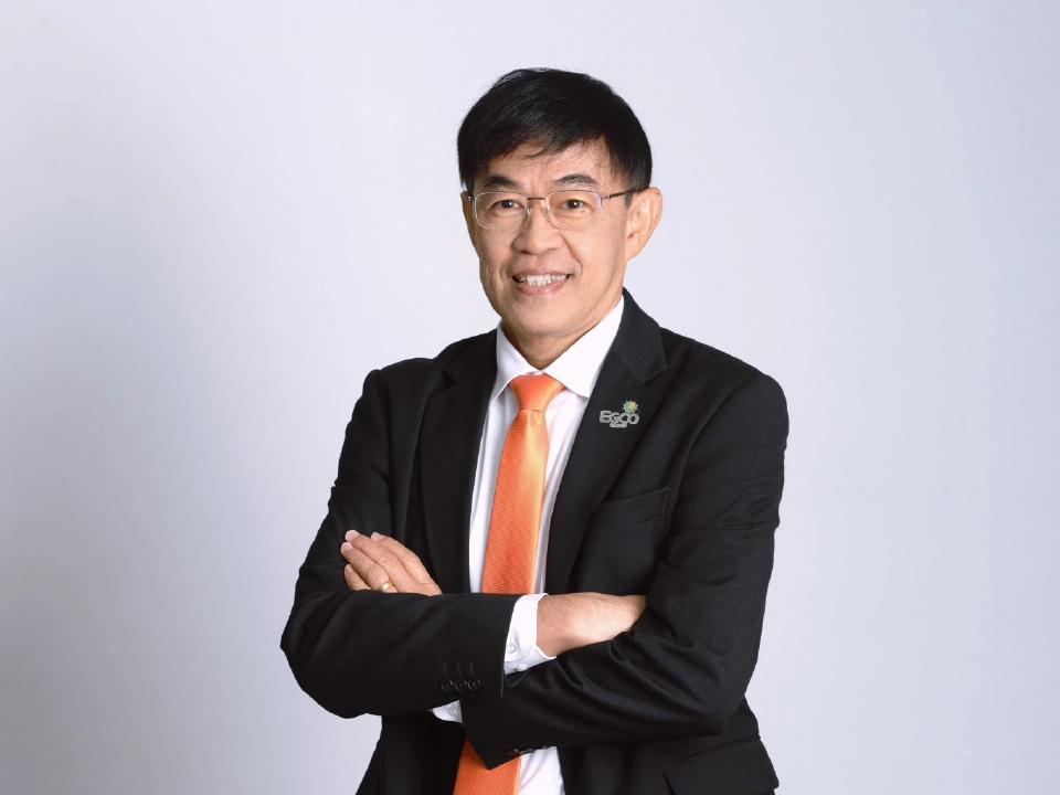 นายเทพรัตน์ เทพพิทักษ์